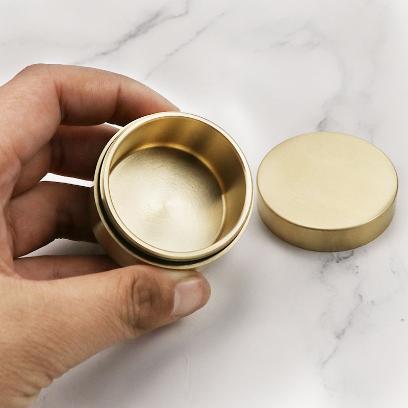 Scatola di medicinali in otton - Tin Container Lid recensione e prezzo
